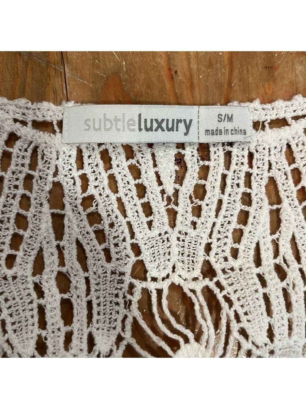 NWT Subtle Luxury Women’s Crochet 3/4 Sleeve Top Boho Glam Cream White S/M - Picture 12 of 14